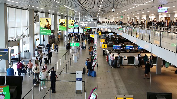 Der Flug in den Sommerurlaub könnte in diesem Jahr nicht reibungslos laufen.