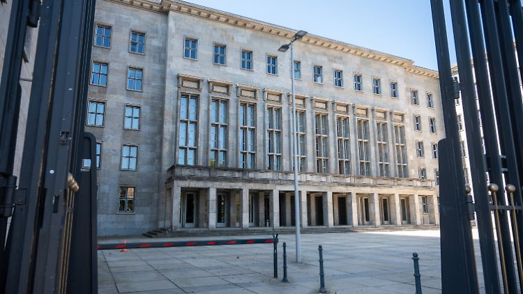 Im Mai summierten sich die Einnahmen von Bund und Ländern auf 55 Milliarden Euro.