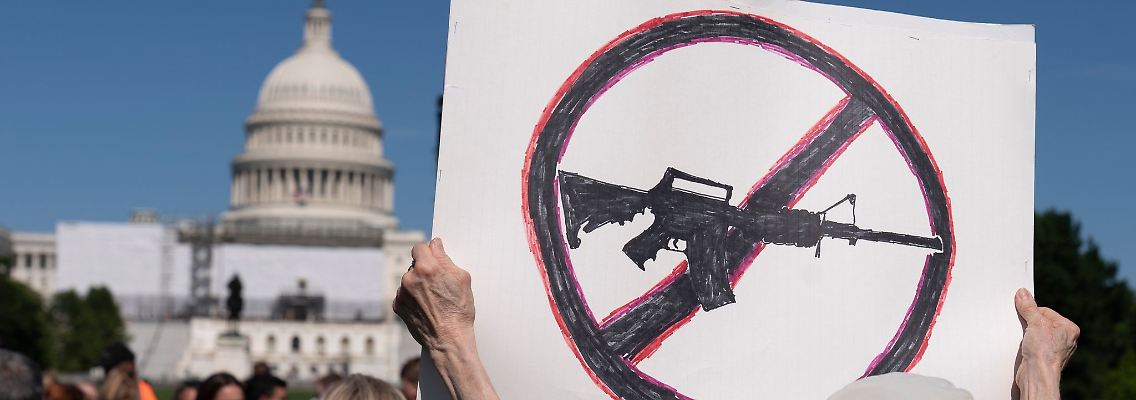 Nach dem Massaker in Uvalde forderten viele Menschen in den USA Maßnahmen zur Waffensicherheit.