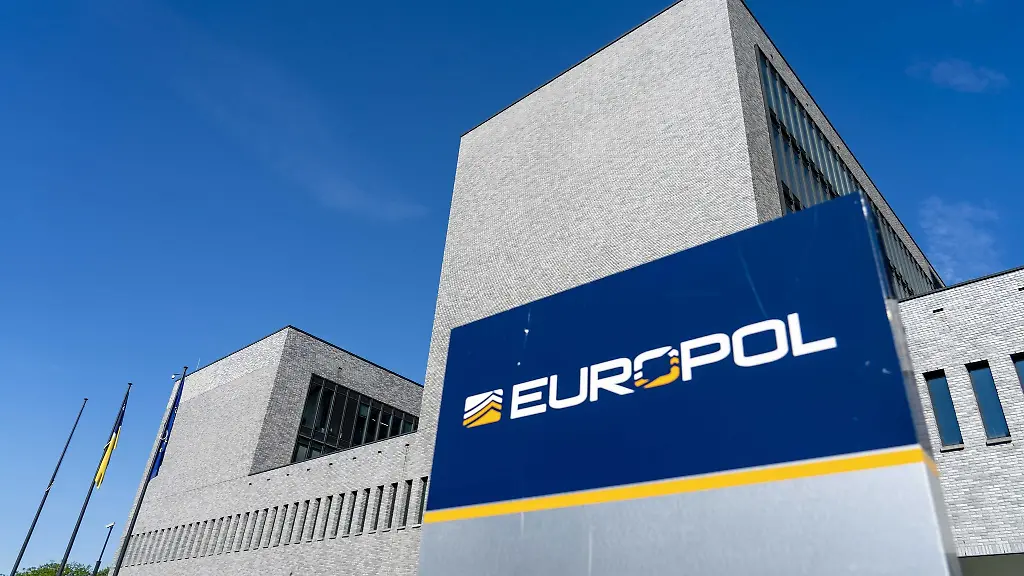 Blick-auf-das-Gebaeude-von-Europol-Europol-ist-die-EU-Polizeibehoerde-mit-Sitz-in-Den-Haag