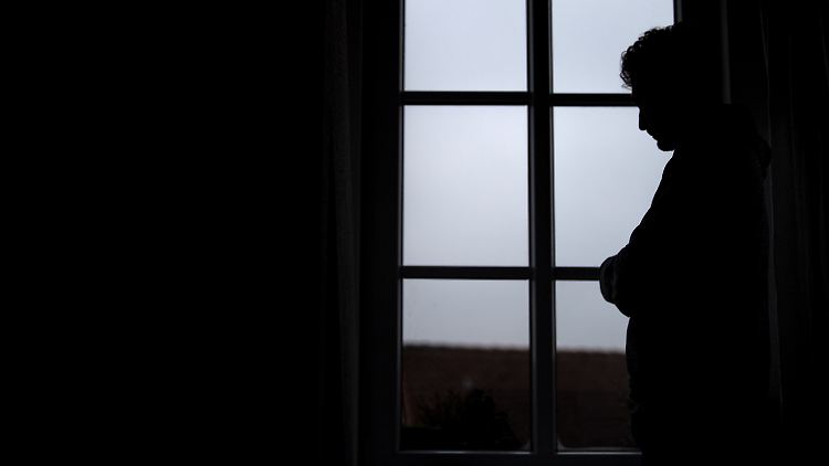 Am stärksten zeigte sich der Anstieg von Depressionen bei den 18- bis 29-Jährigen, gefolgt von den 30- bis 44-Jährigen.