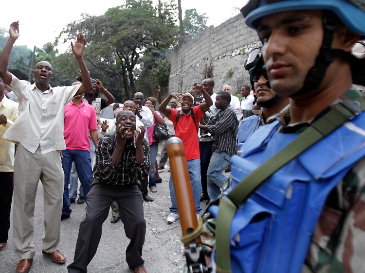 Auch im Januar protestieren viele Haitianer gegen das Ergebnis der Präsidentschaftswahl und die Regierungspartei Inité.