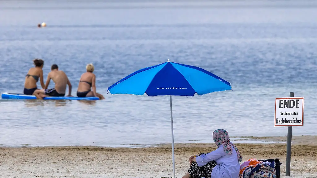 Beim-Baden-im-Neustaedter-See-ist-ein-62-Jaehriger-aus-Schwerin-ums-Leben-gekommen