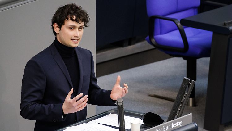 Grünen-Politiker Lukas Benner setzte sich für das "Gesetz zum Schutz des Rechts auf selbstbestimmtes Sterben" ein.