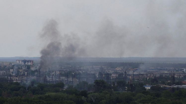 Die russische Armee habe die Ukrainer im Donbass da, "wo sie sie haben wollen: in einem Kessel."