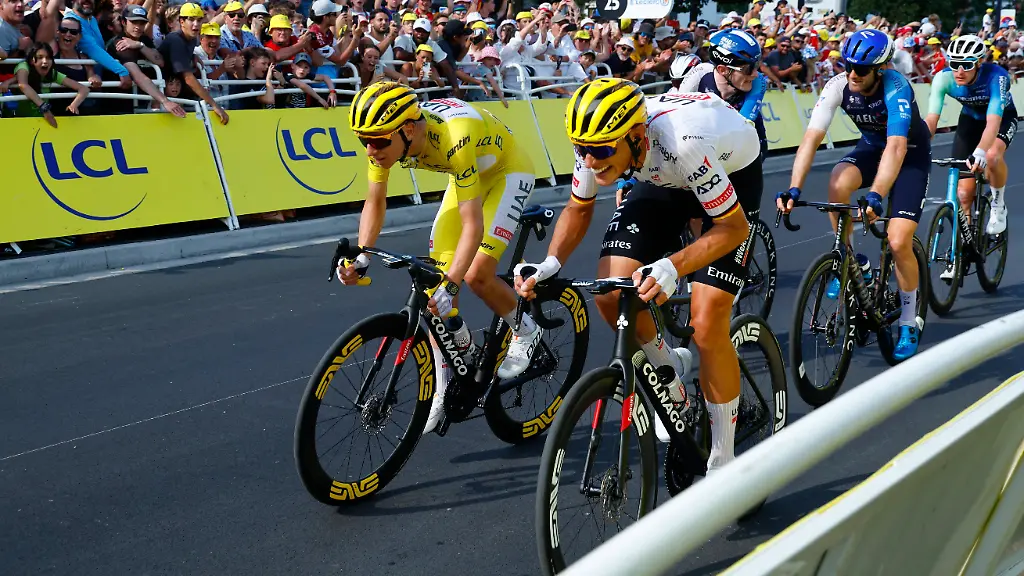 9570f3cb1c9c4607acbbb50d866cd8ac