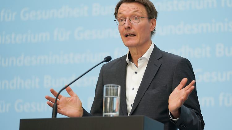 Bundesgesundheitsminister Lauterbach will im Pandemie-Fall einen besseren und schnelleren Überblick über die Situation in den Kliniken haben. 