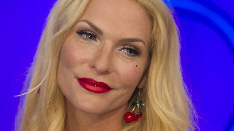 "Ich bin bei allem sowas von chill!", erzählte Kraus nach Abschluss ihrer Chemotherapie,