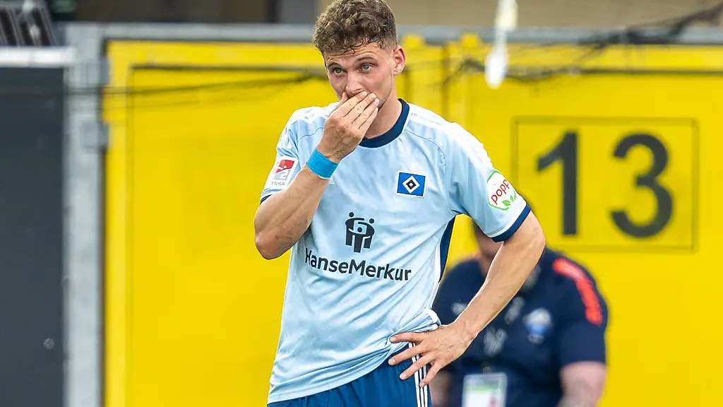 Moritz-Heyer-erzielte-den-Anschlusstreffer-fuer-den-HSV-beim-Sieg-gegen-Nantes