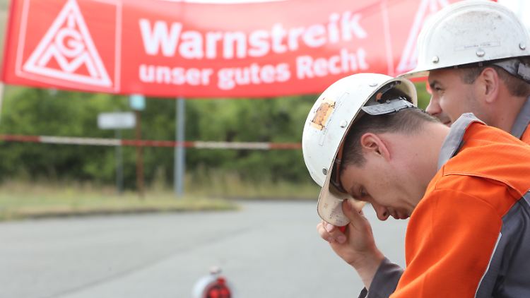 Die IG Metall hat in der Stahlindustrie bereits mehr als 7 Prozent mehr Lohn durchgesetzt.
