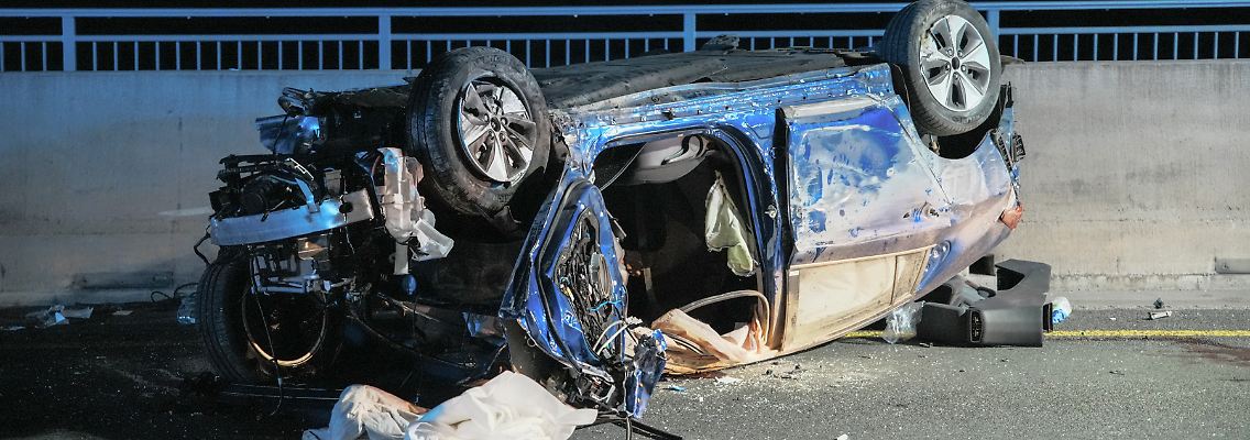 Der Wagen des 63-Jährigen landete auf dem Dach.