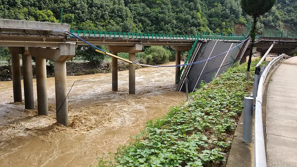 2ec3d0dee6e2ceff2e62556a97b41799