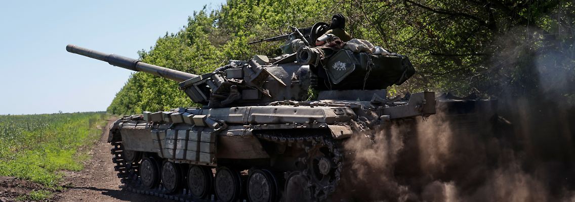 2022-06-12T111331Z_1846012264_RC2OPU9APMAU_RTRMADP_3_UKRAINE-CRISIS-DONBAS.JPG