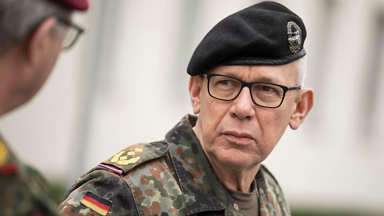 "Es bedarf einer Anpassung bestehender Strukturen und Verfahren", sagt der neue Befehlshaber des Einsatzführungskommandos der Bundeswehr, Bernd Schütt.