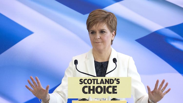 Die Schotten waren Gegner des Brexit, nun könnte die eigene Unabhängigkeit folgen, meint Regierungschefin Sturgeon.