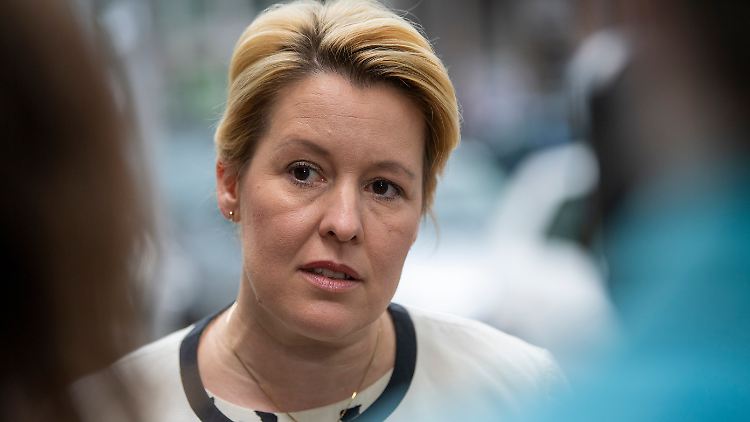 Giffey spricht nach dem Fake-Telefonat von einer "massiven Veränderung von Kommunikation".