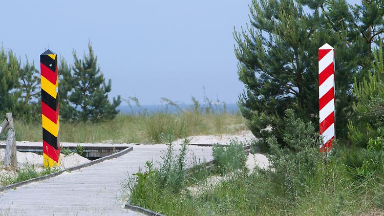 Auf der Ostseeinsel Usedom sieht die deutsch-polnische Grenze idyllisch aus.