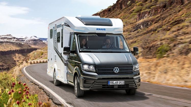 Die Zusammenarbeit mit VW wird noch weiter intensiviert, indem der teilintegrierte Van TI Plus jetzt auf dem Crafter aufbauen.