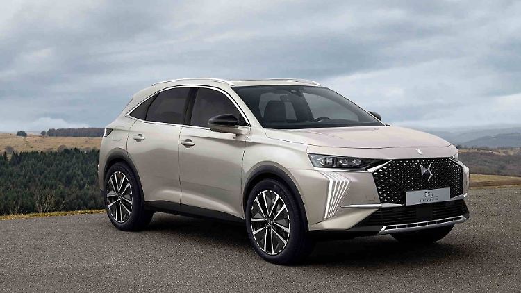 Zum Modelljahr 2023 gönnte DS Automobiles seinem Kompakt-SUV DS 7 eine Auffrischungskur.
