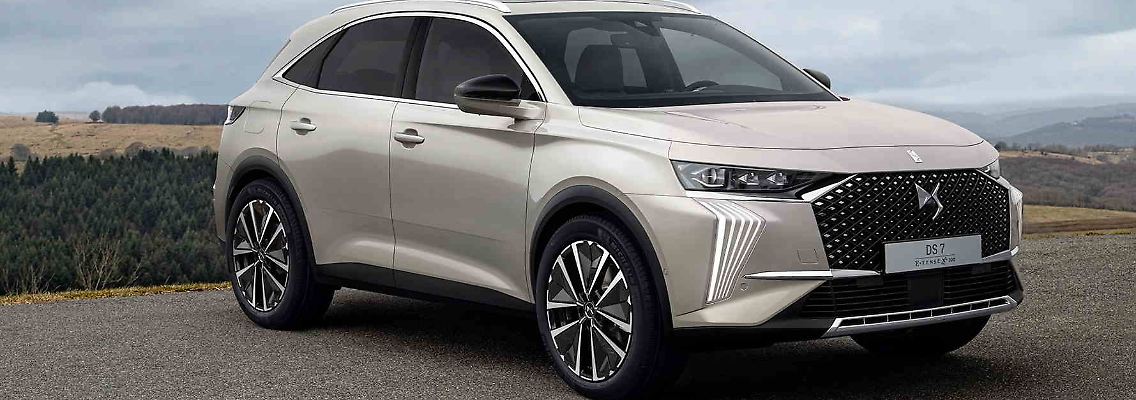 Zum Modelljahr 2023 gönnte DS Automobiles seinem Kompakt-SUV DS 7 eine Auffrischungskur.