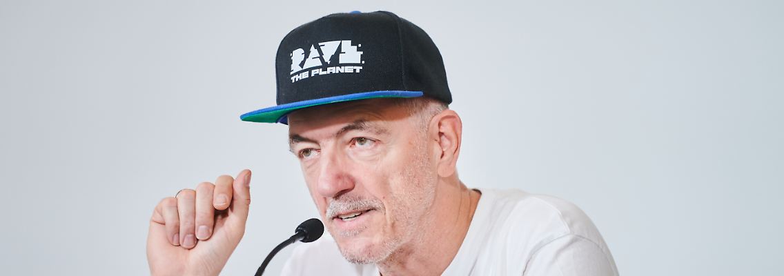 297244673.jpg