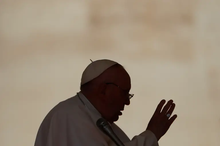 2023-05-24T081158Z-1434808279-RC2U41APAVKZ-RTRMADP-3-POPE-AUDIENCE