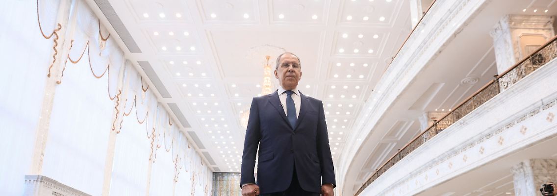 2022-06-30T135140Z_563150596_RC2D2V9I2NGR_RTRMADP_3_UKRAINE-CRISIS-RUSSIA-LAVROV.JPG