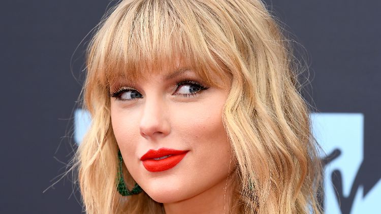 Taylor Swift soll bereits seit einigen Monaten verlobt sein.