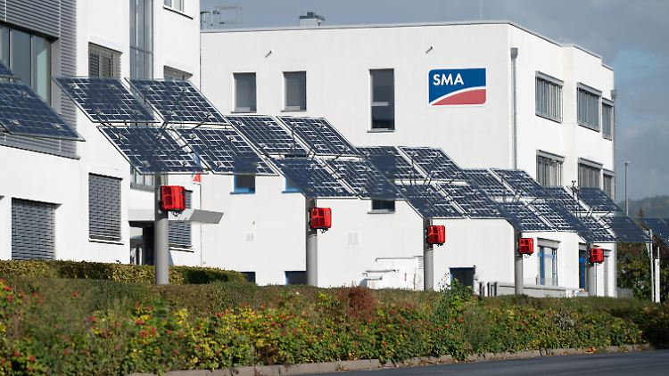 Im vergangenen Jahr machte SMA Solar mit 3500 Mitarbeitern 984 Millionen Euro Umsatz. 