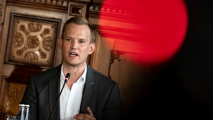 Einer der Autoren des Gutachtens ist der Bonner Virologe Hendrik Streeck.