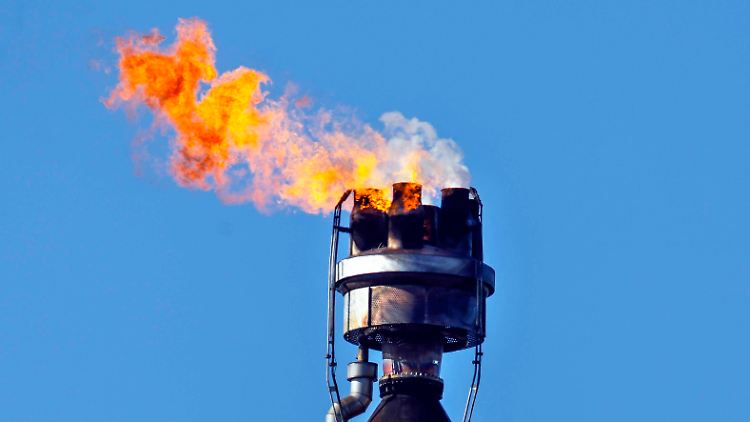 Viele Kunden könnten die höheren Preise nicht zahlen, warnen kommunale Unternehmen - was die gesamte Energiewirtschaft in die Bredouille bringen könnte.