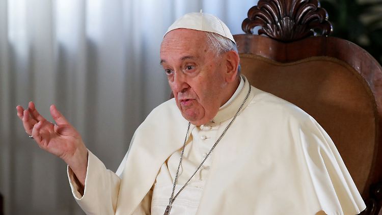 Der Vatikan und der Kreml seien schon im Gespräch über einen möglichen Besuch, berichtete der Papst.