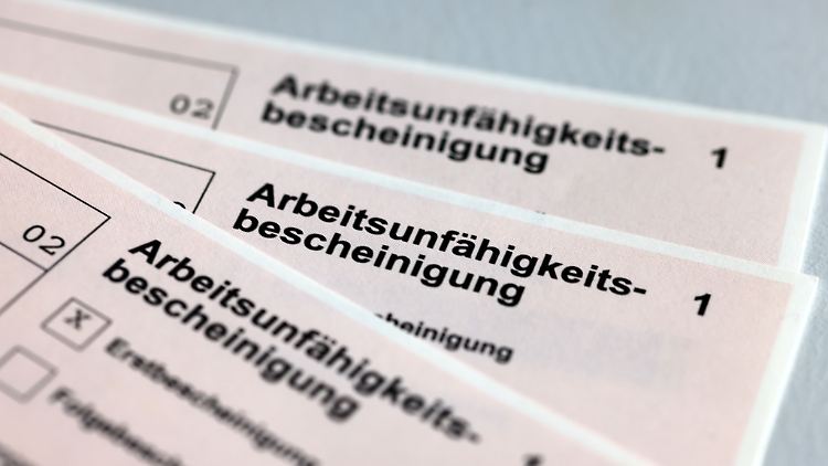 Die Diagnose Long Covid ist bisher nur für einen kleinen Teil aller Fehltage in Deutschland verantwortlich, so die Techniker Krankenkasse.