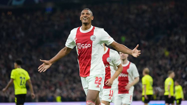 Ein Tor im Hinspiel, eins im Rückspiel: Ajax bügelte den BVB auch dank Haller mit 4:0 und 3:1 ab.