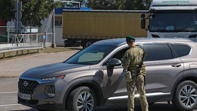 Ukrainische Wehrpflichtige dürfen das Land nicht verlassen.