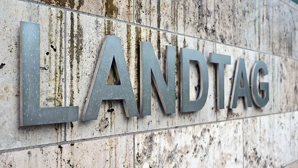 Ein-neuer-Abgeordneter-zieht-in-den-Thueringer-Landtag-ein-Doch-schon-in-wenigen-Wochen-wird-neu-gewaehlt