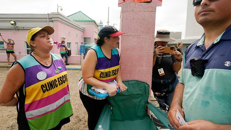 Protest gegen die Schließung der Jackson Women's Health Organization in Mississippi.