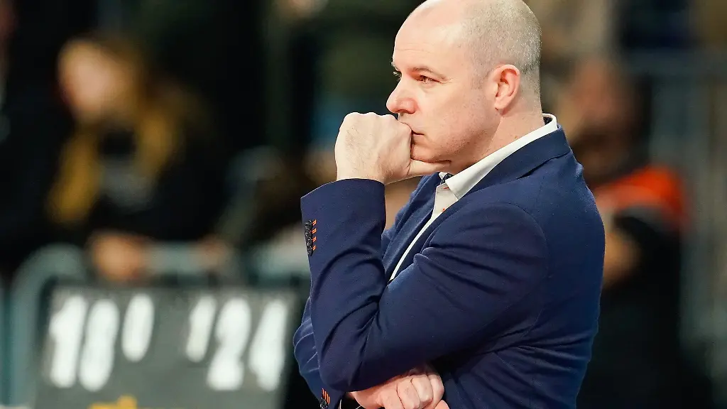 Volleys-Trainer-Joel-Banks-trifft-in-der-Champions-League-auf-seinen-alten-Verein