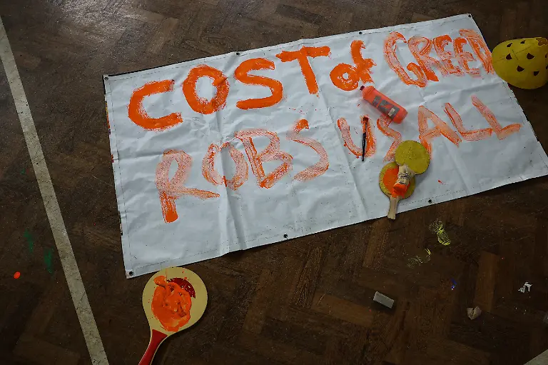 Kosten-der-Gier-rauben-uns-alle-aus