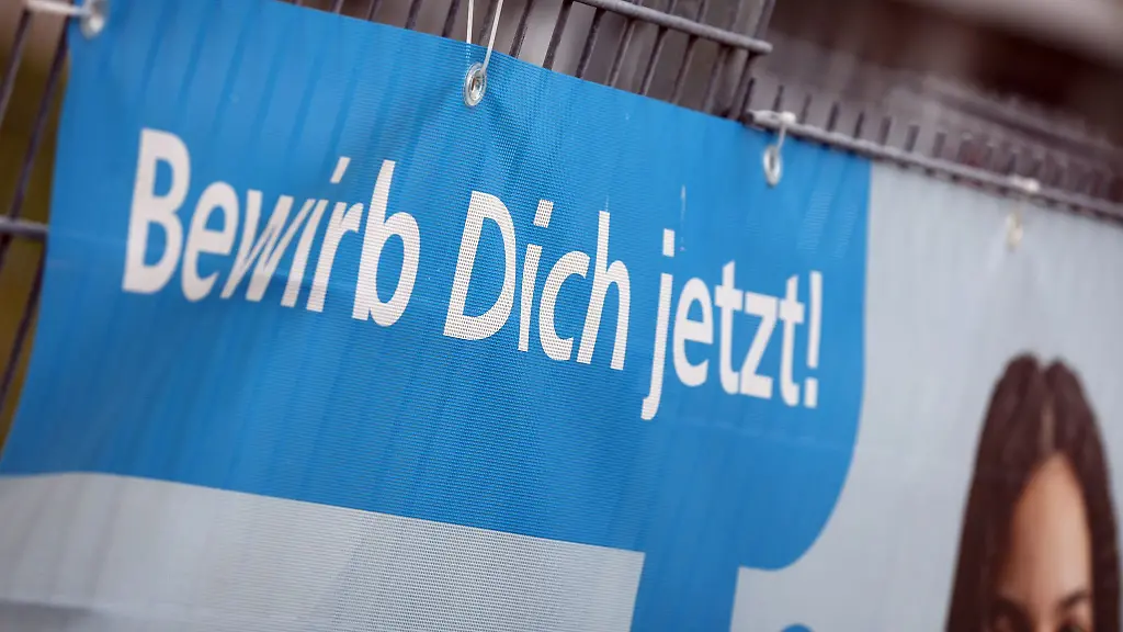 Die-Handwerkskammer-Luebeck-hat-ein-besonderes-Angebot-zur-Nachwuchsgewinnung-im-Handwerk-geschaffen-Archivbild