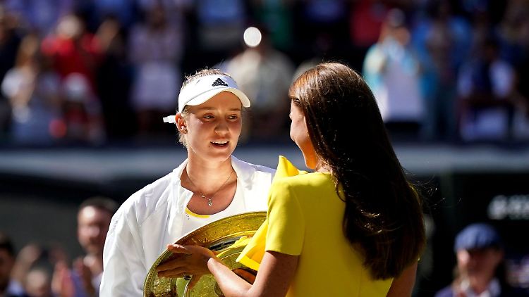 Ein Bild, das Moskau begeistert: Tennis-Königin mit Briten-Herzogin.