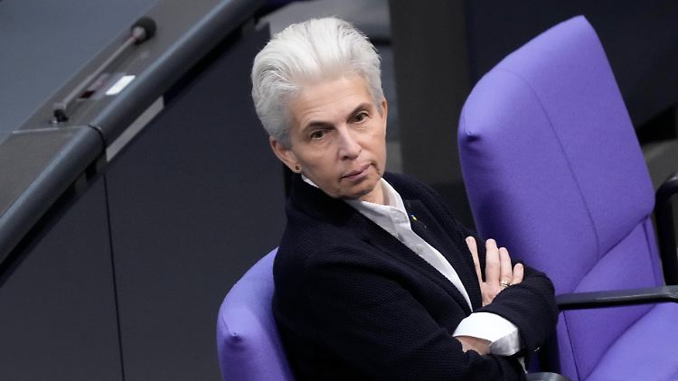 Unzufrieden mit dem Ukraine-Kurs der Bundesregierung: Strack-Zimmermann.