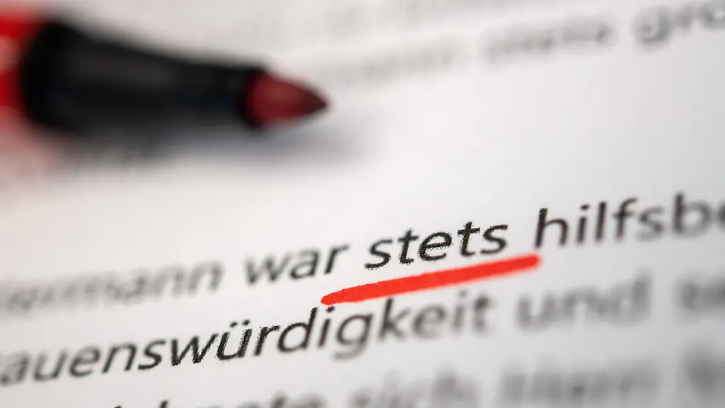 Beim-Arbeitszeugnis-kommt-es-oft-auf-kleinste-Details-an