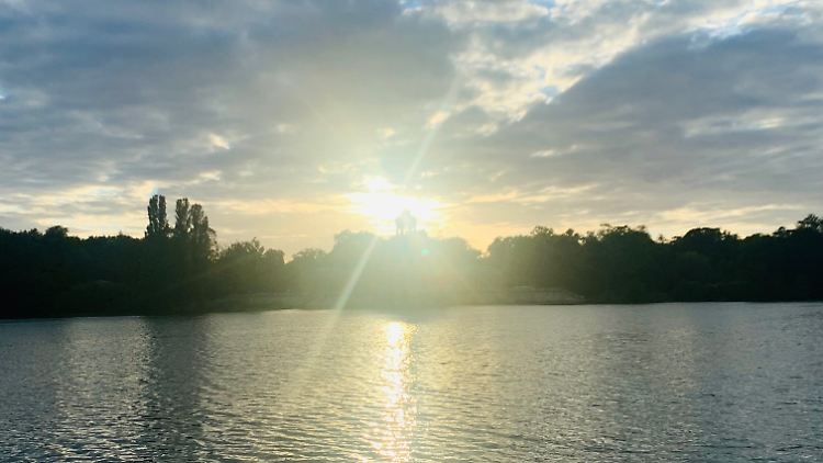 Marmorpalais in untergehender Sonne: Glücklich, wer das jeden Abend sehen darf! 