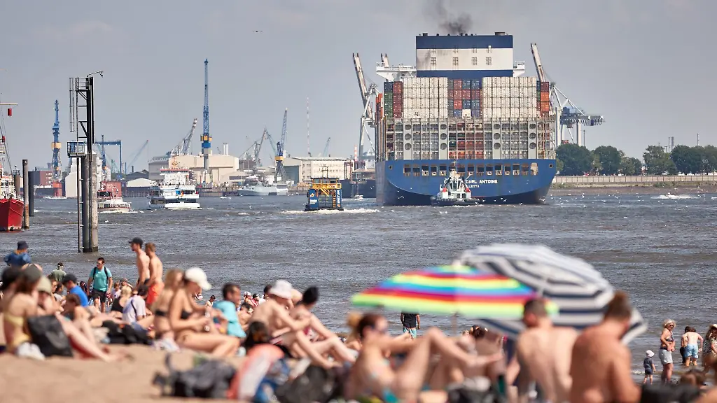 Zehn-Jugendliche-sollen-auf-einen-16-Jaehrigen-eingepruegelt-haben