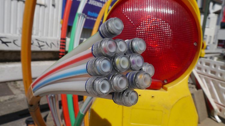 Der Glasfaser-Internetausbau soll beschleunigt werden.