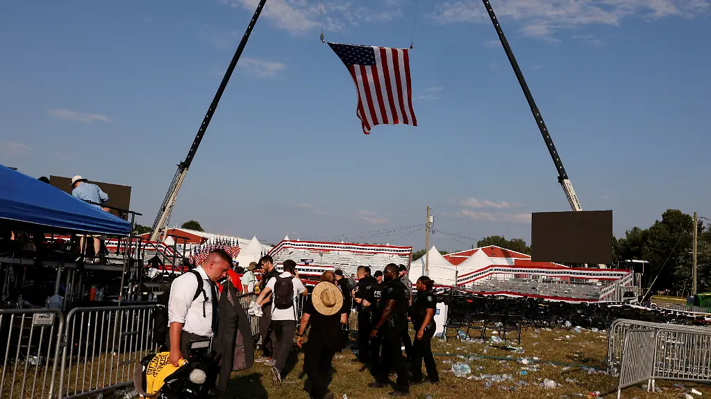 2024-07-14T004929Z-1463716715-RC2MU8A828RB-RTRMADP-3-USA-ELECTION-TRUMP