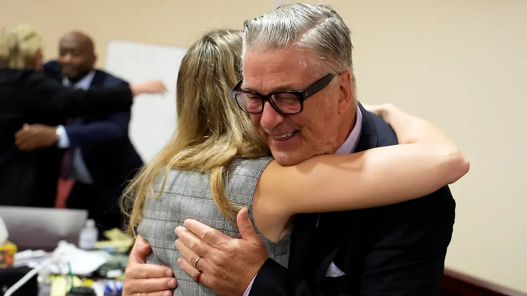 228f0fe6a849cb6600b9bad49ffe3746