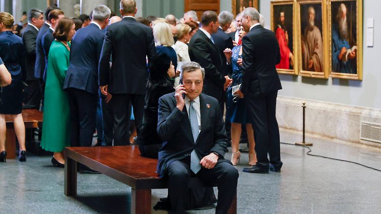 Draghi muss eine Lösung finden - sein Rücktritt als Ministerpräsident wurde nicht akzeptiert.