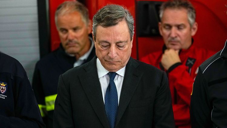 Draghi will hinwerfen, darf aber nicht.